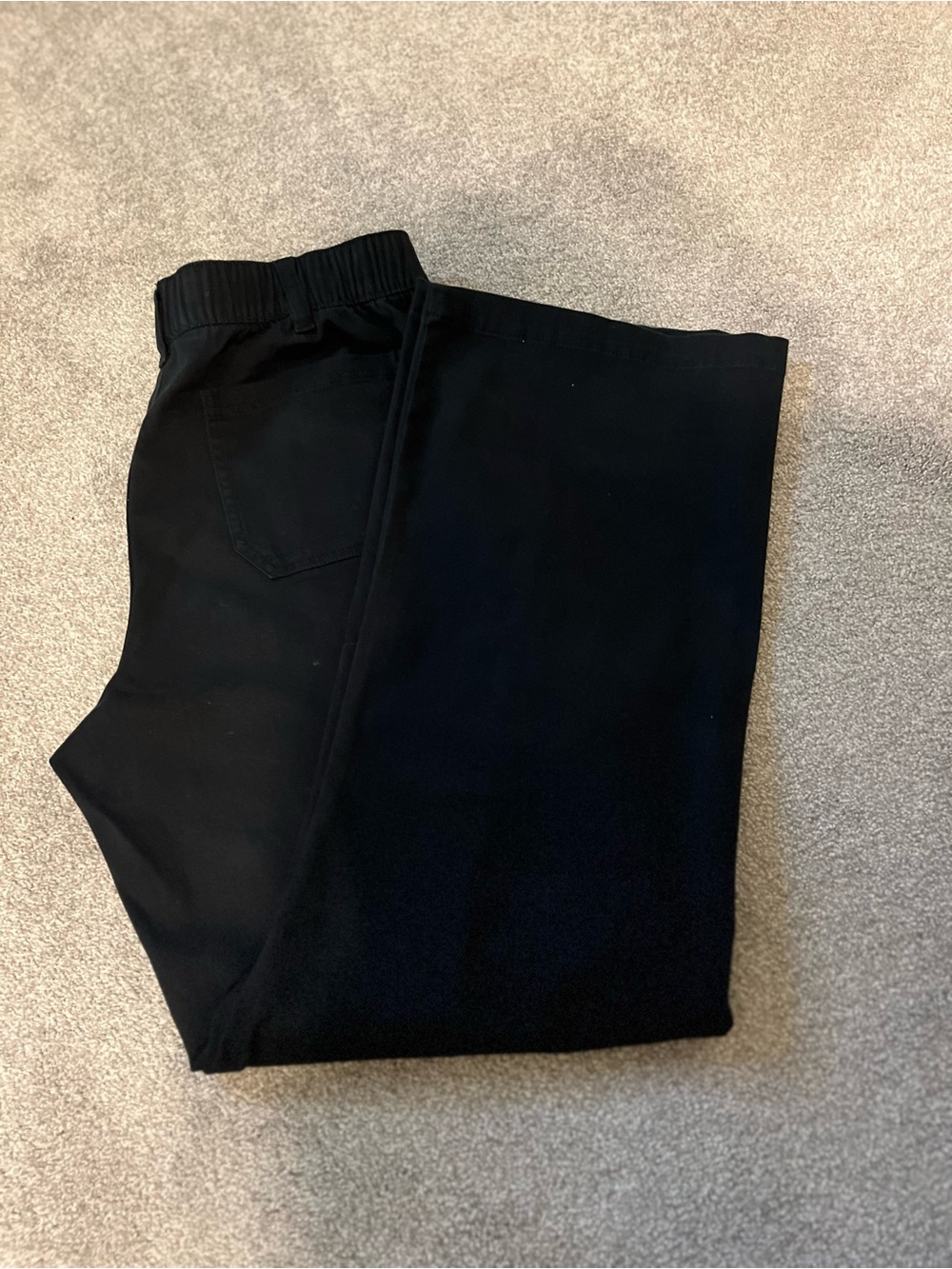 Women’s Aeropostale Black Stretch Boot-Cut Cargo Pants.